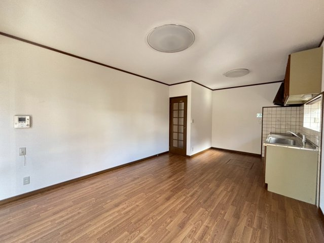 花田戸建の居間・リビング