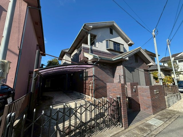 花田戸建の外観