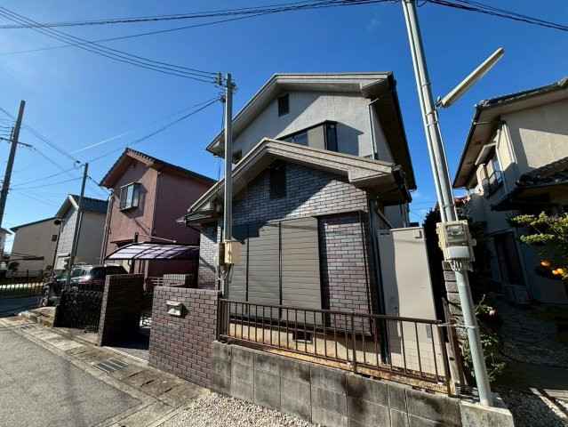 花田戸建の外観