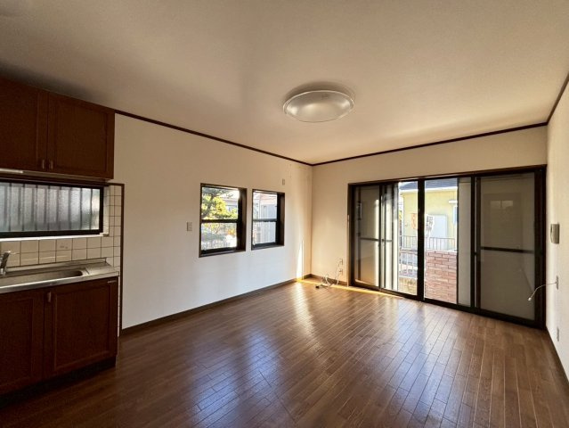 花田戸建の居間・リビング