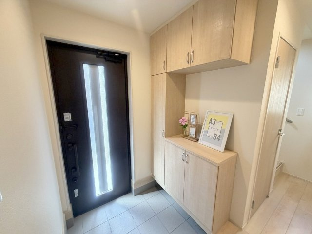 三郷市番匠免1丁目　新築戸建　全5棟　A号棟の玄関|同施工会社の参考写真になります。