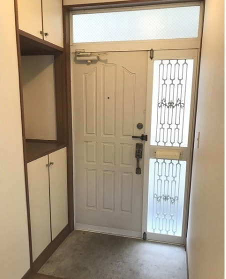 エクセルタナカ　駐輪場無料　3面採光　南面バルコニー　最上階の玄関