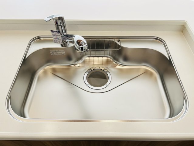 豊明市二村台7丁目8番2『仲介手数料無料』新築戸建てのキッチン