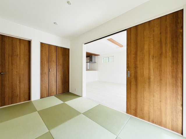 豊明市二村台7丁目8番2『仲介手数料無料』新築戸建ての和室