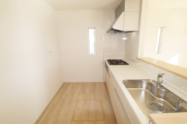 矢吹町八幡町第23　　　1号棟　　　善郷小学校、矢吹中学区のキッチン