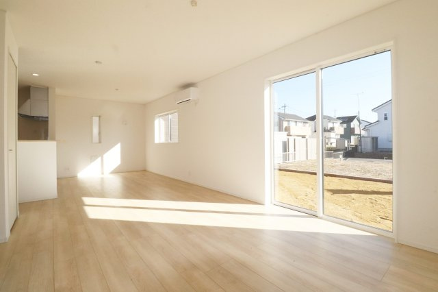 矢吹町八幡町　　　1号棟　　　善郷小学校、矢吹中学区の居間・リビング