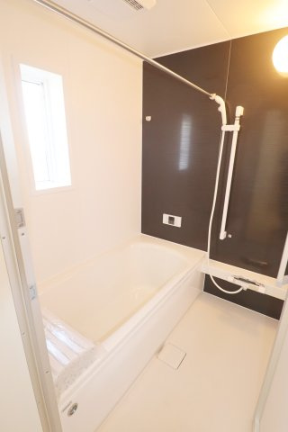 矢吹町八幡町　　　1号棟　　　善郷小学校、矢吹中学区の浴室