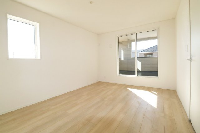 矢吹町八幡町第23　　　1号棟　　　善郷小学校、矢吹中学区の洋室