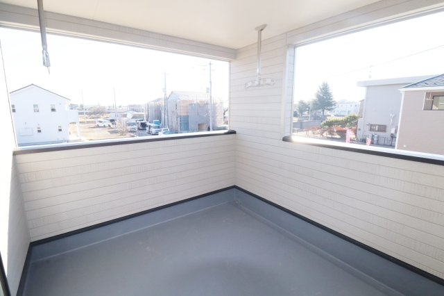 矢吹町八幡町第23　　　1号棟　　　善郷小学校、矢吹中学区のバルコニー