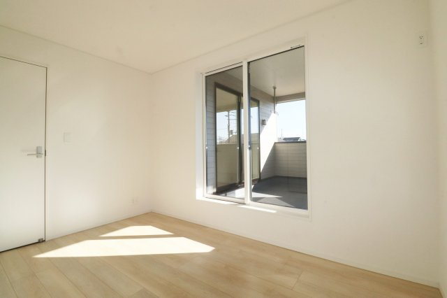 矢吹町八幡町第23　　　1号棟　　　善郷小学校、矢吹中学区の洋室