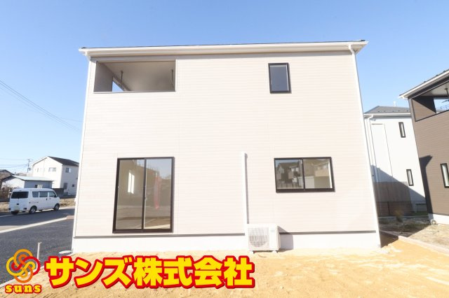 矢吹町八幡町　　　1号棟　　　善郷小学校、矢吹中学区の外観|東側から見た外観