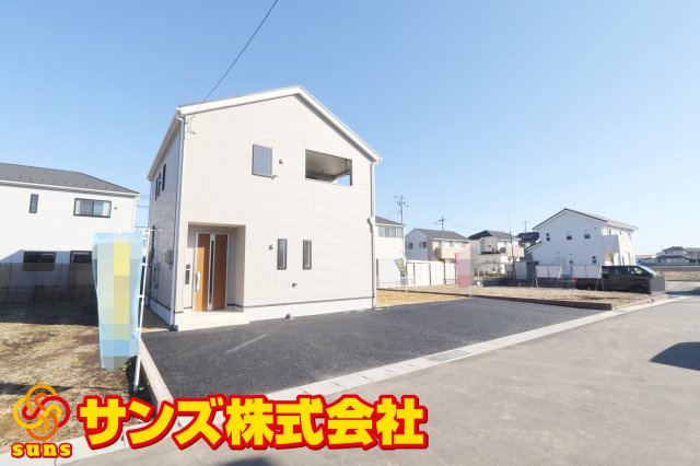 矢吹町八幡町第23　　　1号棟　　　善郷小学校、矢吹中学区の外観|南西側から見た駐車場を含む外観