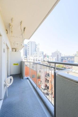 東十条グリーンハイツのバルコニー|ドキドキの新生活も、安心してスタート。ぴったりの住まいを見つけませんか？クランディアが一緒に住まい選びをサポートします‼　まずは、お気軽にお問合せください　＃クランディア