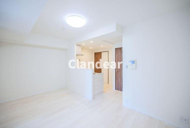 東十条グリーンハイツの居間・リビング|ドキドキの新生活も、安心してスタート。ぴったりの住まいを見つけませんか？クランディアが一緒に住まい選びをサポートします‼　まずは、お気軽にお問合せください　＃クランディア