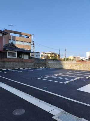 【駐車場】 | セントラルヒルズ | 車をお持ちの方に嬉しい駐車場付きの物件です