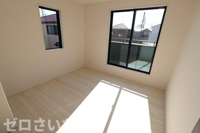 《仲介手数料無料》上尾市向山３丁目41-15新築一戸建てグラファーレの洋室