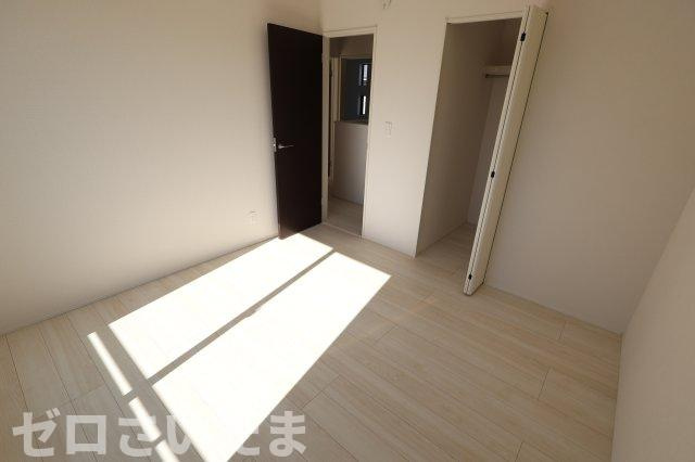 《仲介手数料無料》上尾市向山３丁目41-15新築一戸建てグラファーレの洋室