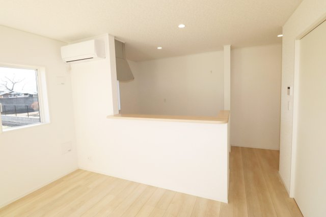 矢吹町八幡町　　　２号棟　　　善郷小学校、矢吹中学区のキッチン