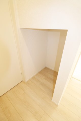 矢吹町八幡町　　　２号棟　　　善郷小学校、矢吹中学区の収納