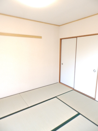【和室】 | ダラミー小串 | い草の香りが落ち着く素敵な和室です