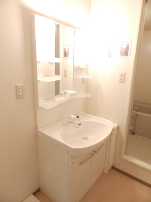 【洗面所】 | ダラミー小串 | 使いやすい洗面所です