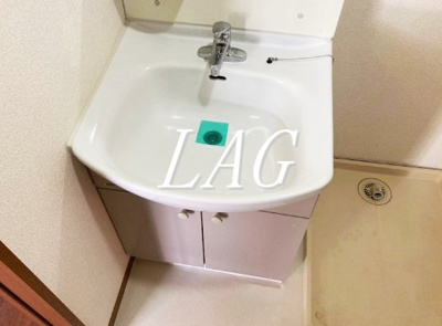 【洗面所】 | Ｌａ・Ｆｅｓｔａ | 独立洗面台です。