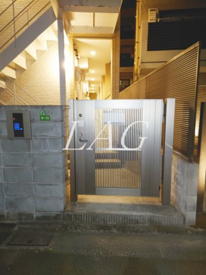 【エントランス】 | エメロード江古田 | エントランスです。