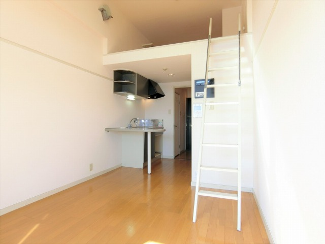 コスモレジデンス北加賀屋IIの居間・リビング