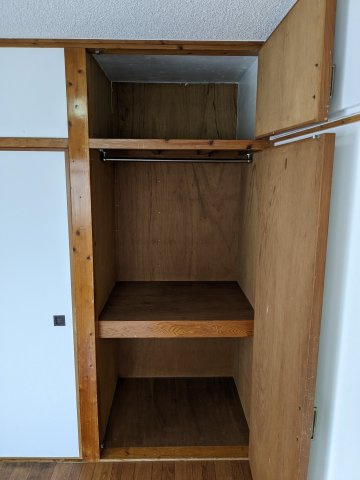 サンハイツ里の収納