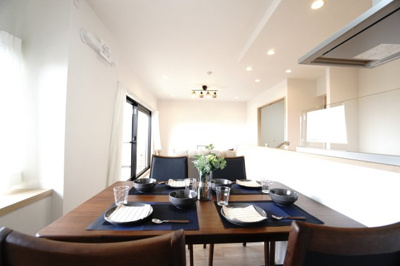 【居間・リビング】 | 【上質リノベ】コムズ天満 | 室内（2025年3月29日11：00頃）撮影