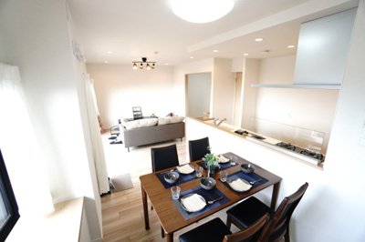 【居間・リビング】 | 【上質リノベ】コムズ天満