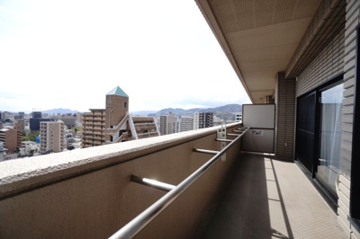 【バルコニー】 | 【上質リノベ】コムズ天満 | 現地（2025年3月29日11：00頃）撮影