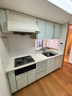 【キッチン】 | アクアウィング353 | 美しく＆使いやすい。奥様想いのキッチン空間温もりを醸し出すカキッチンは料理の為の配慮を散りばめられた仕様！！