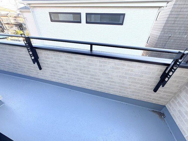 【バルコニー】 | 新座市栄3丁目　新築一戸建住宅　全5棟　(保谷店) | 2居室から出入りできる仕様なのでお洗濯にも非常に便利です。