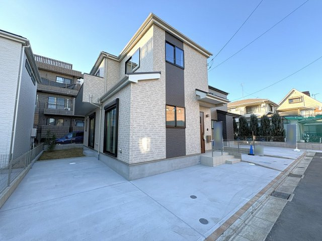 【外観】 | 新座市栄3丁目　新築一戸建住宅　全5棟　(保谷店) | 断熱性などに優れたZEH水準適合の省エネ住宅！