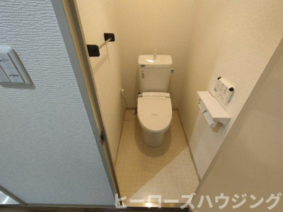 【トイレ】 | コーポグリーン2番館 | ※同タイプの写真となり、実際のお部屋とは異なる場合があります