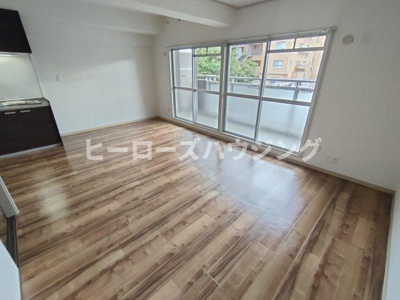 【居間・リビング】 | コーポグリーン2番館 | ※同タイプの写真となり、実際のお部屋とは異なる場合があります