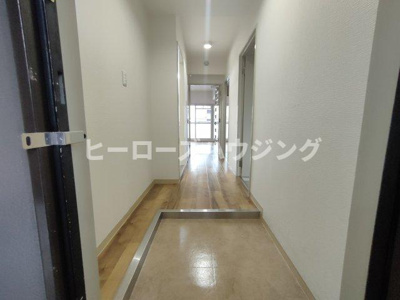 【玄関】 | コーポグリーン2番館 | ※同タイプの写真となり、実際のお部屋とは異なる場合があります