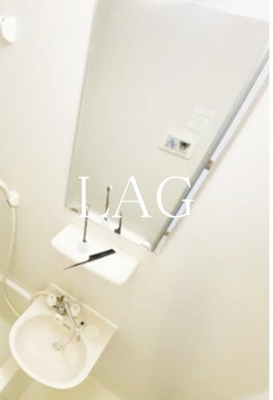 【洗面所】 | プライオリティ本中山 | 洗面台です。