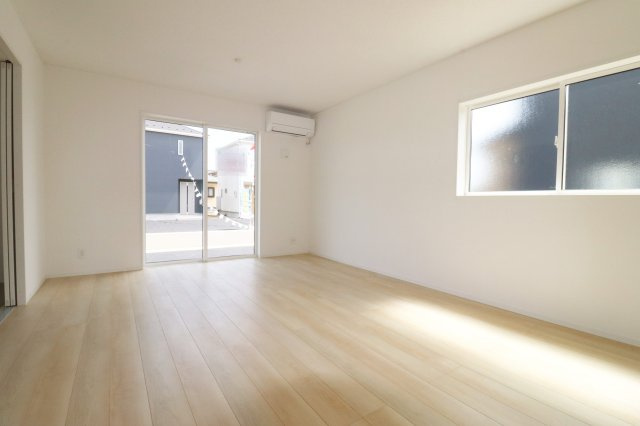 矢吹町田町　　　1号棟　　　善郷小学校、矢吹中学区の居間・リビング|※同社施工例