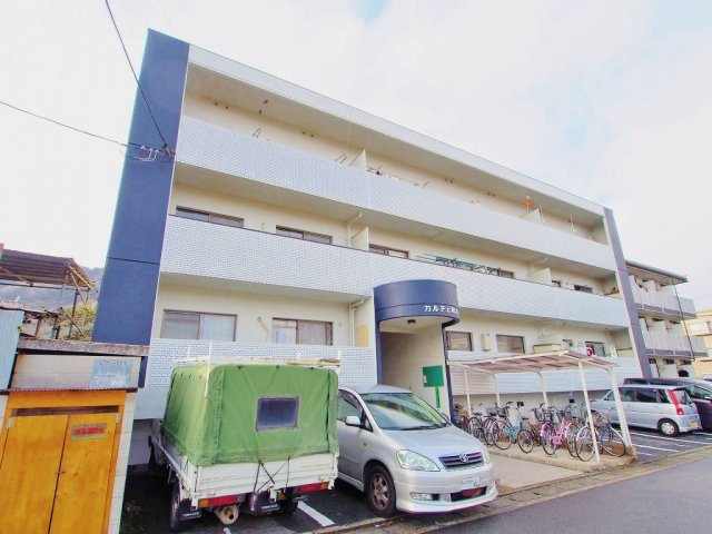 カルチェ尾本
