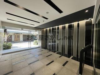 ARKMARK巣鴨のエントランス