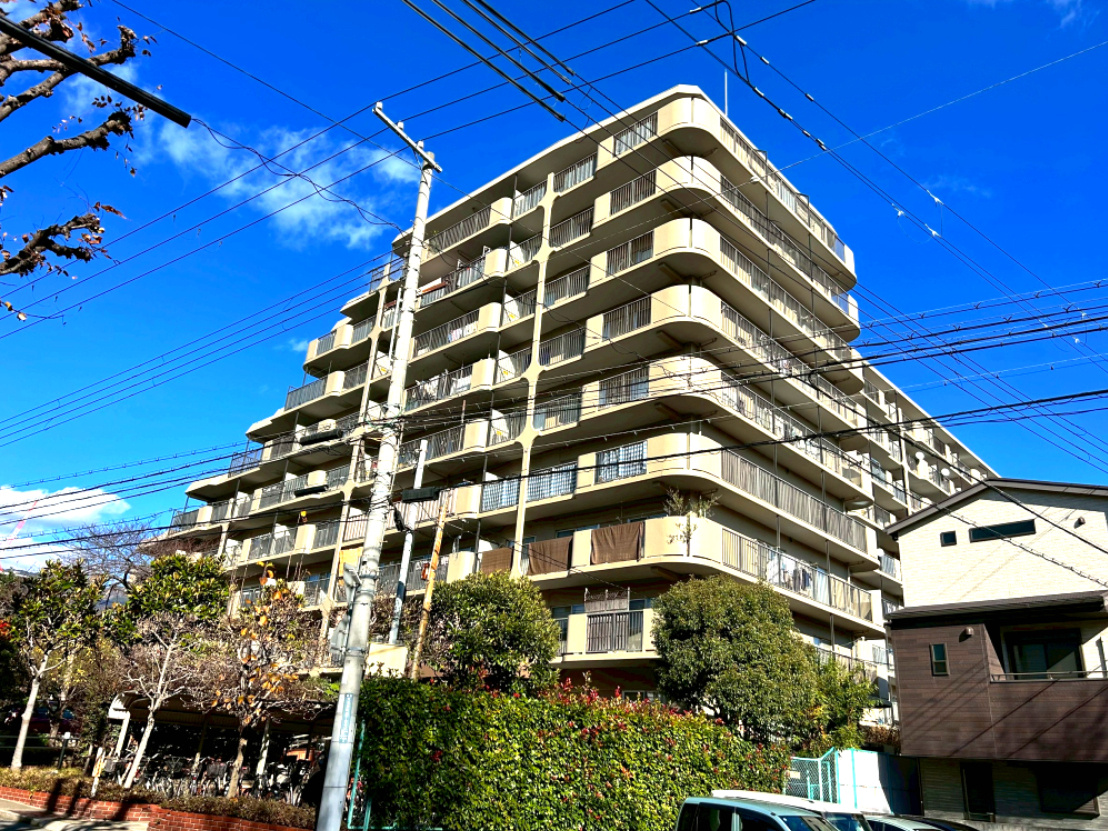 サンハイツ灘の外観|外観は落ち着いています