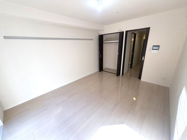 エル・セレーノ石屋川の洋室