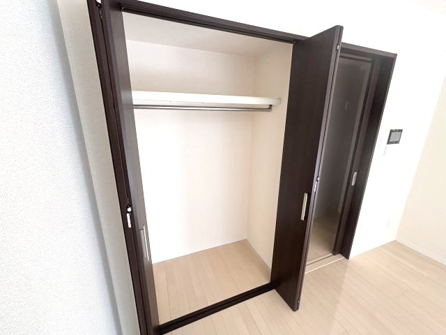 エル・セレーノ石屋川の収納