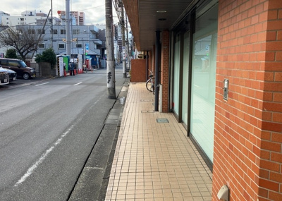 【内装】 | フジタ八王子マンション | 共有部分は、住民なら誰もが使える設備のこと。例えば駐車場やエレベーター、インターネット設備、セキュリティ設備などがあります。他にも、マンションの廊下・外部階段やエントランス・ゴミ置き場などがあります。