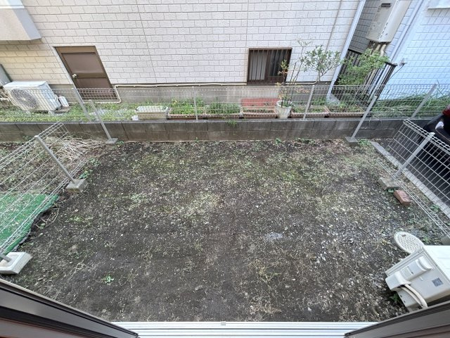 ヴィクトワール　Ａの庭