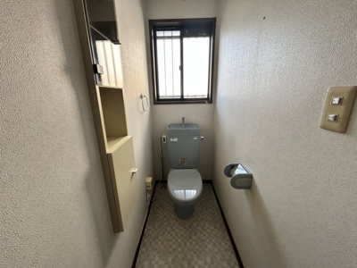 【トイレ】 | 汐屋町売家 | 2階にも設置。慌ただしい朝も快適なトイレ！