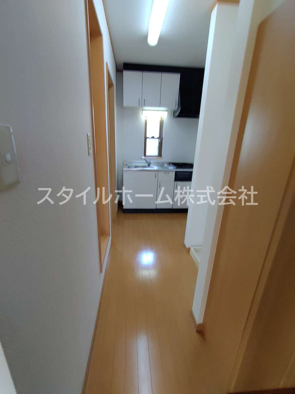 ミューズイン花中Aの内装|別部屋写真です。