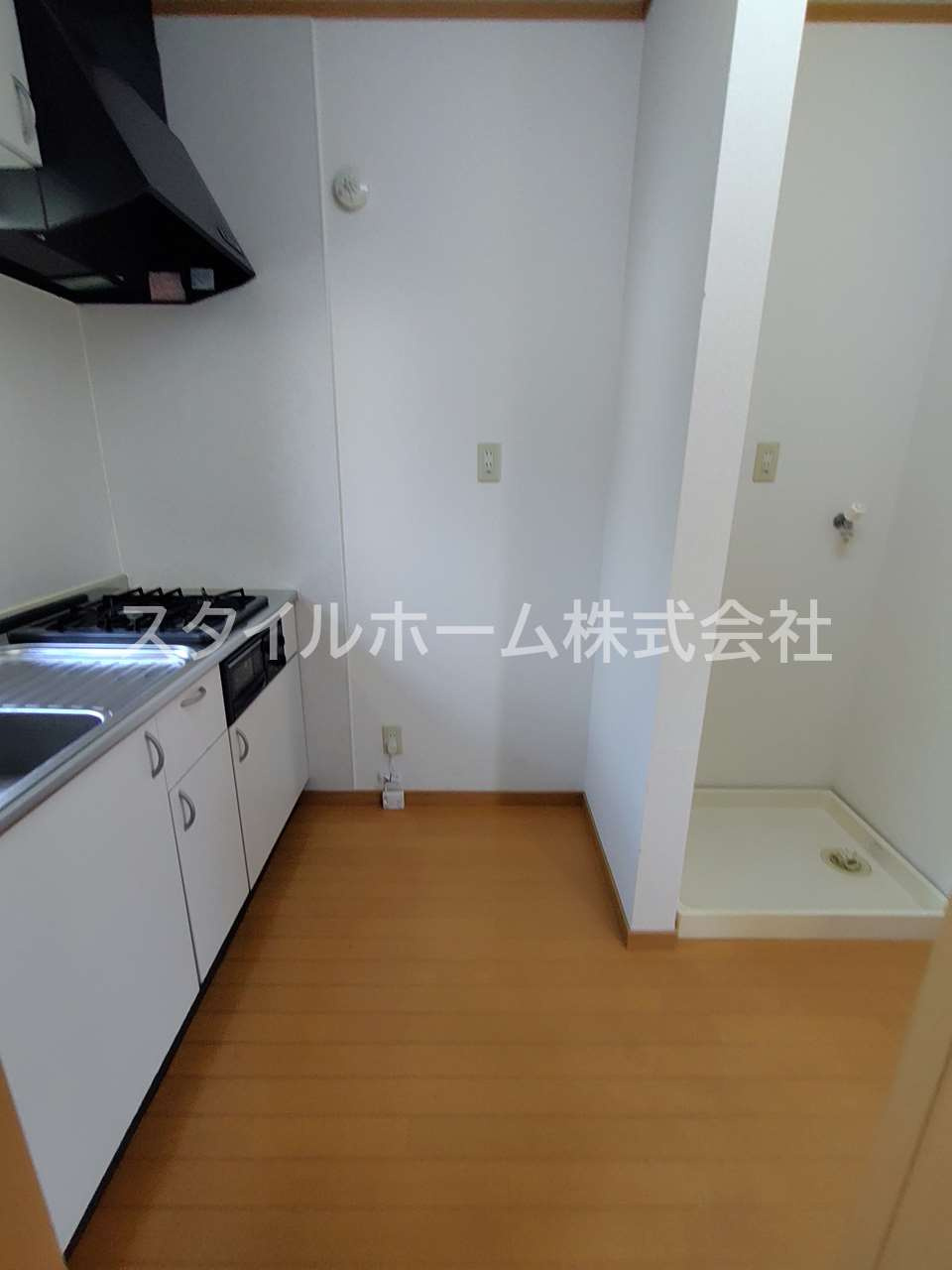 ミューズイン花中Aのキッチン|別部屋写真です。